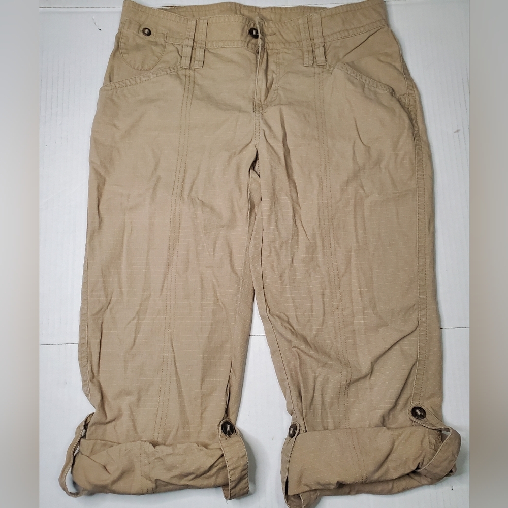 The North Face Womans Khaki Roll-Up Capris Size 8